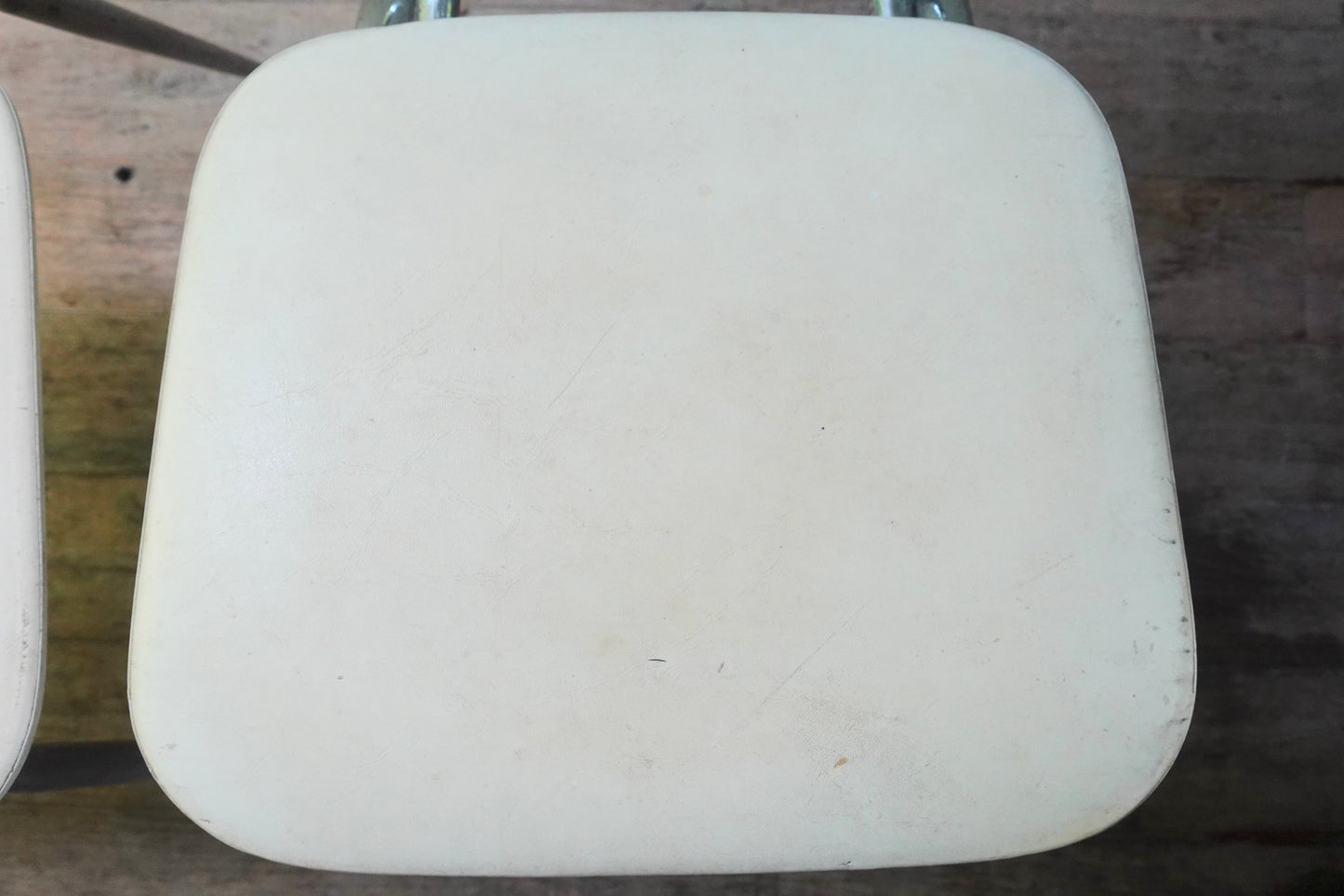 Vintage Chair 202506232