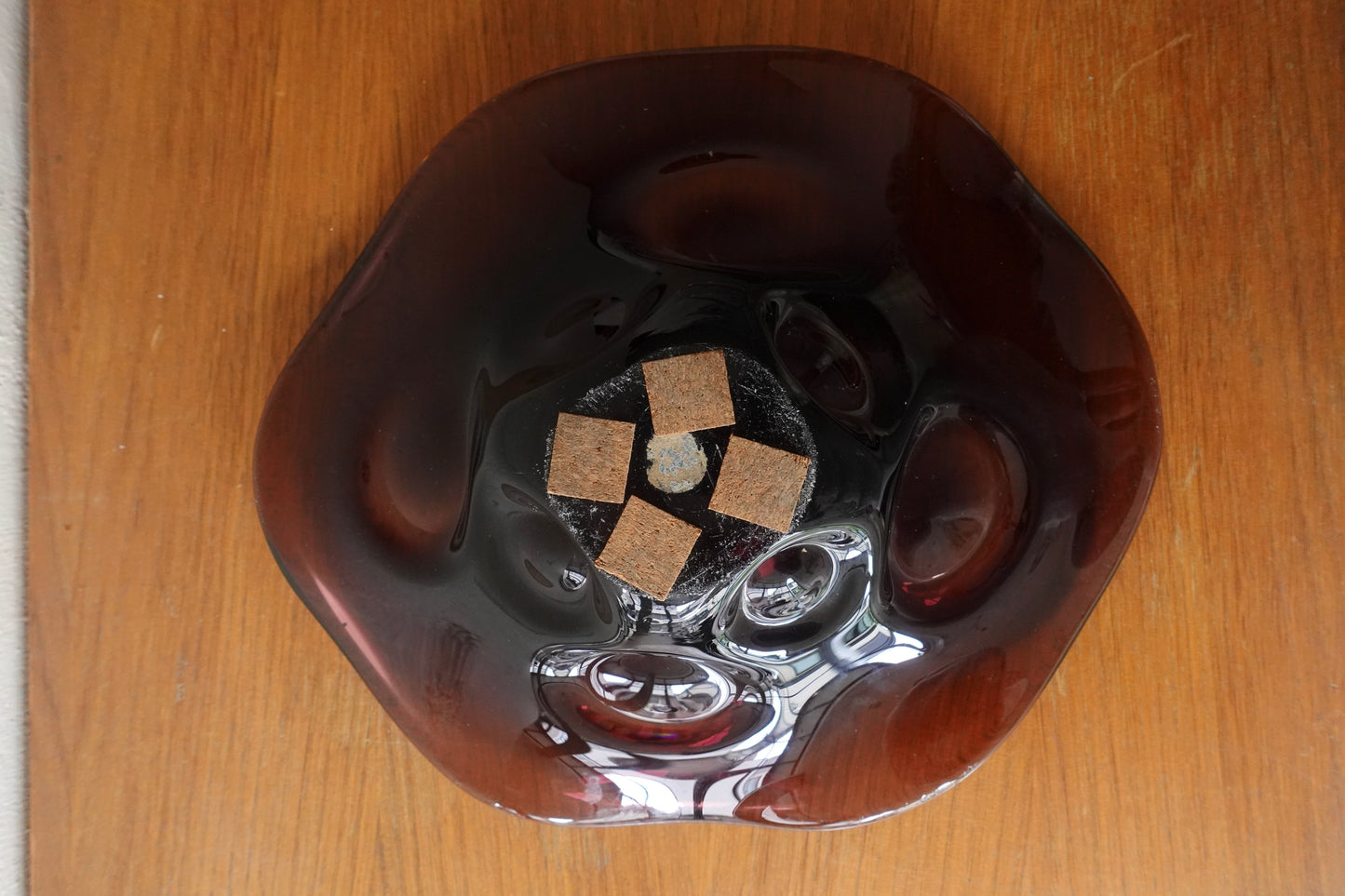 Vintage Glass Object 2025053011