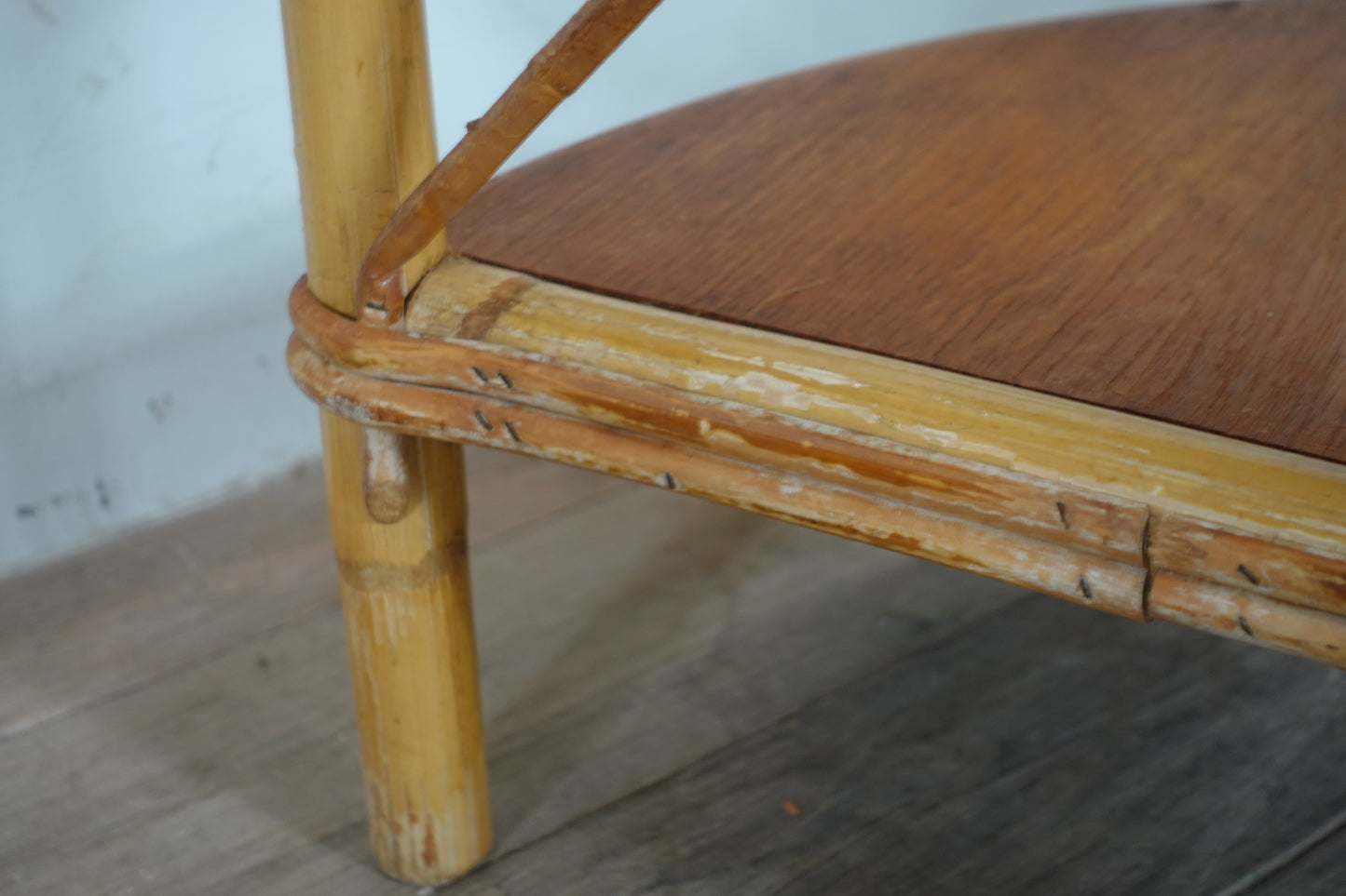 Vintage Rattan Corner Shelf 202503114