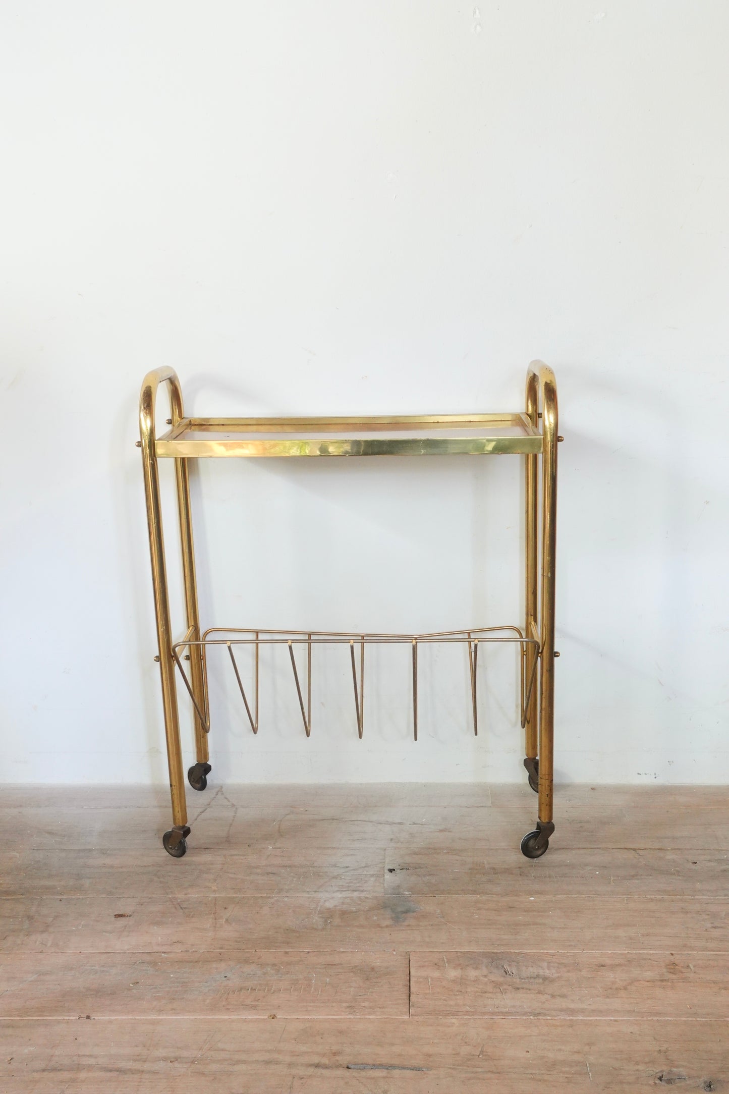 Vintage Wagon 202504281