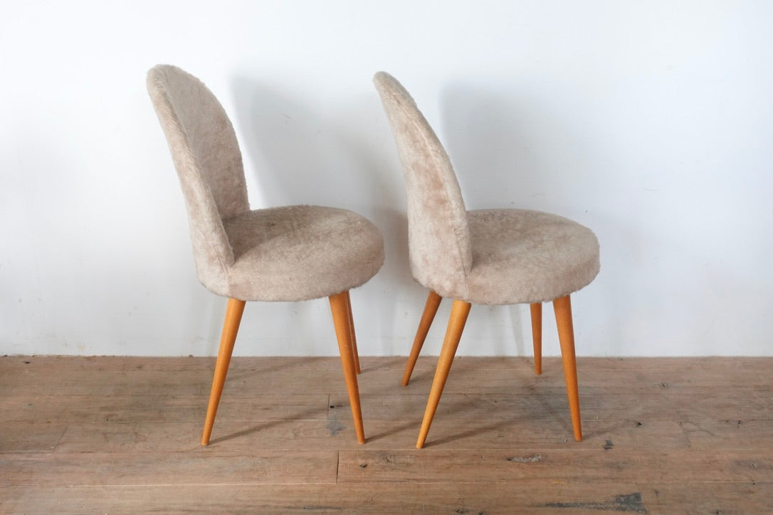 Vintage Chair 202502243