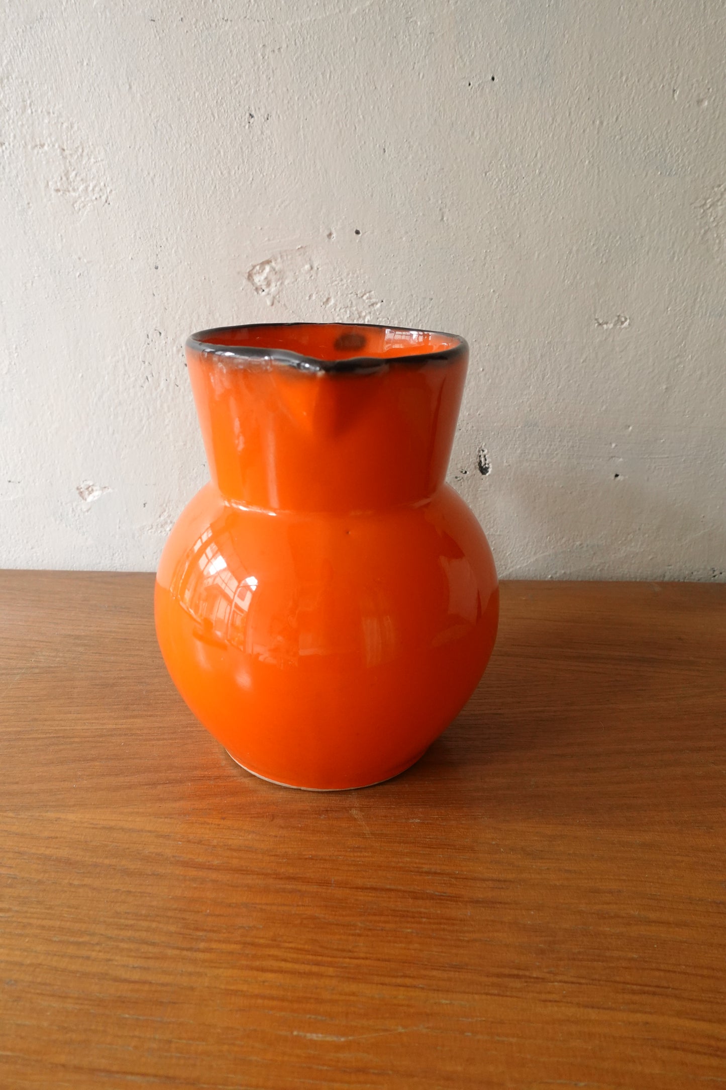 Vintage Pitcher 2020505308