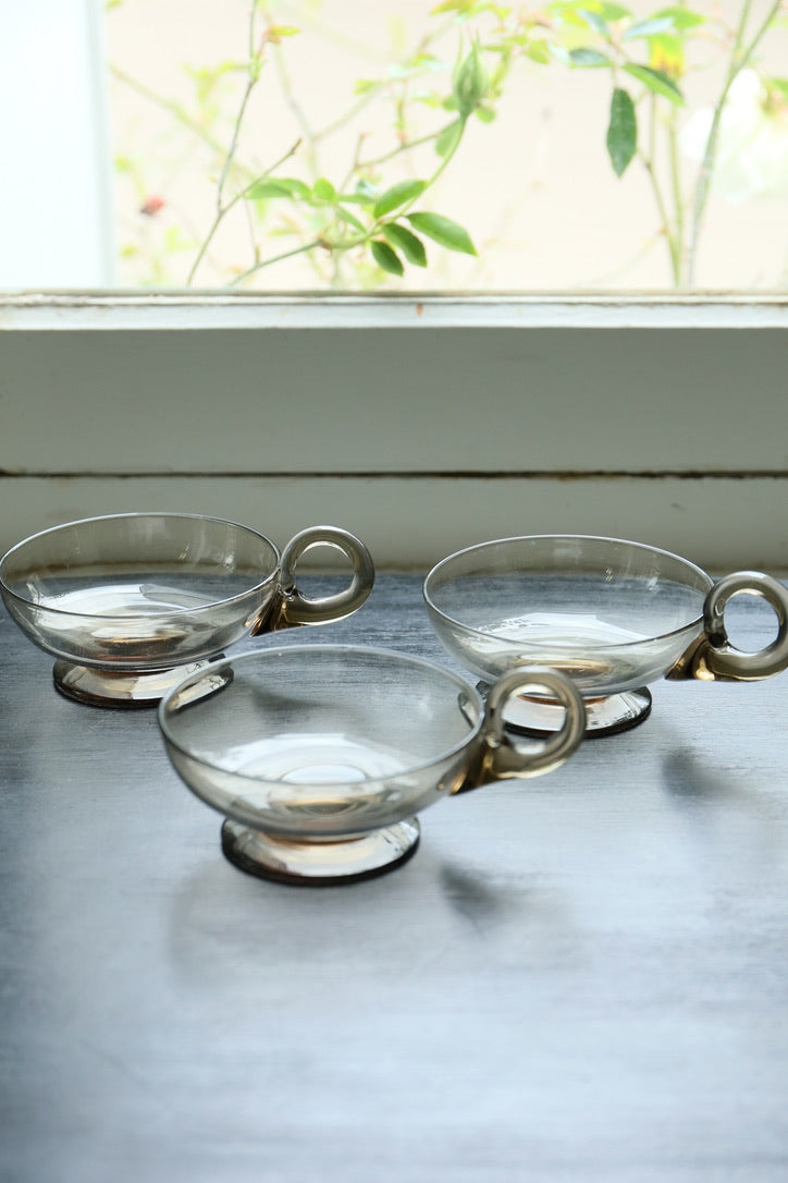Vintage Glass 202503311