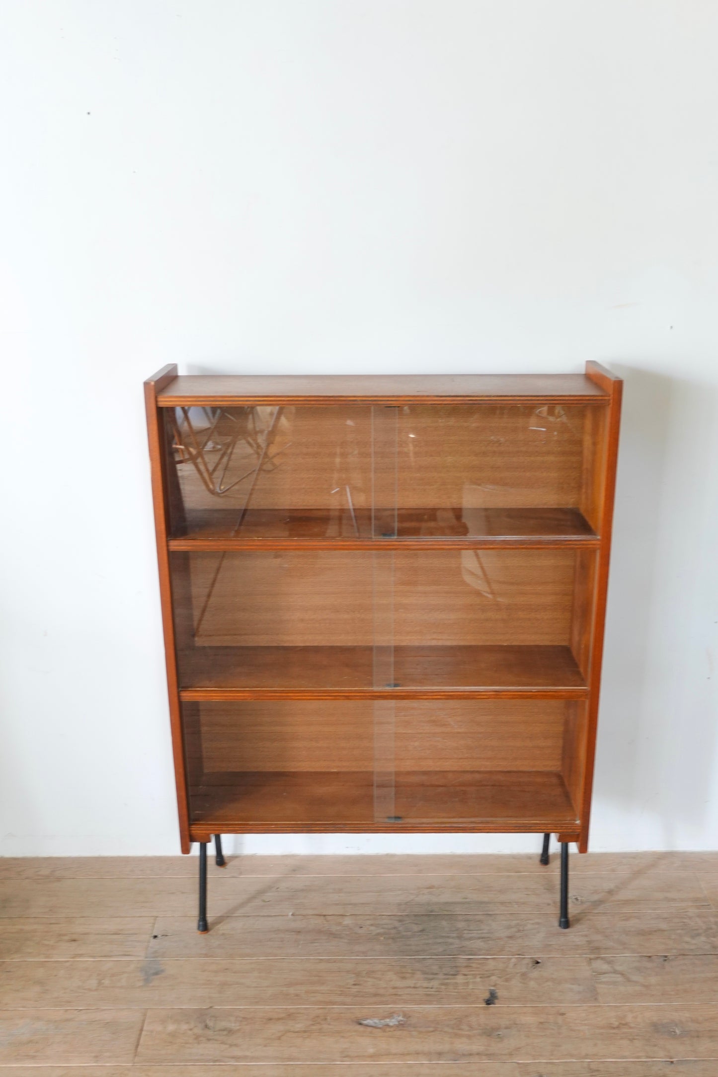 Vintage Chest 202503113