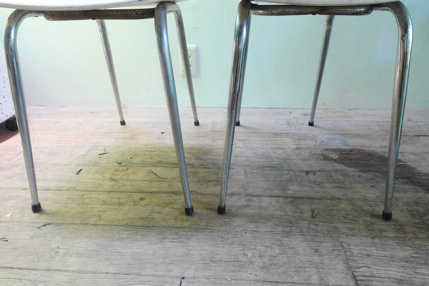 Vintage Chair 202506232