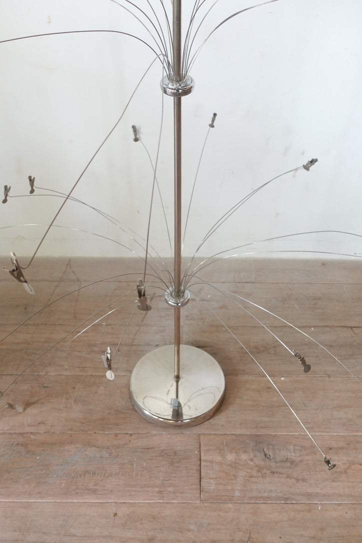 Vintage Umbra Object 202504283