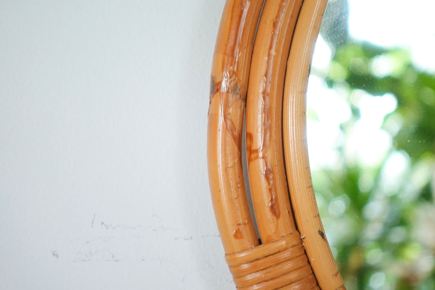 Vintage Mirror 202504062