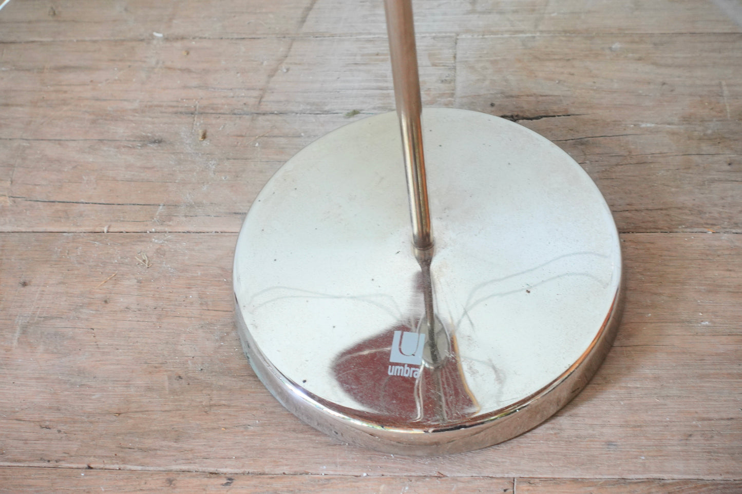 Vintage Umbra Object 202504283