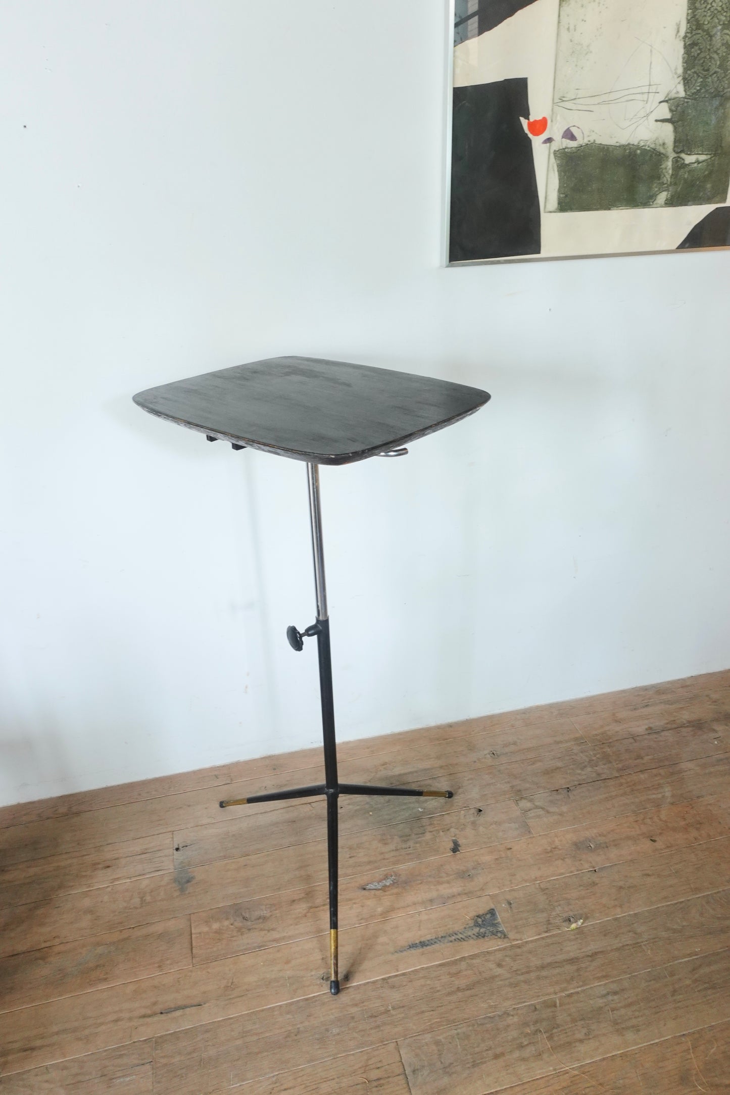 Vintage Side Table 202503112