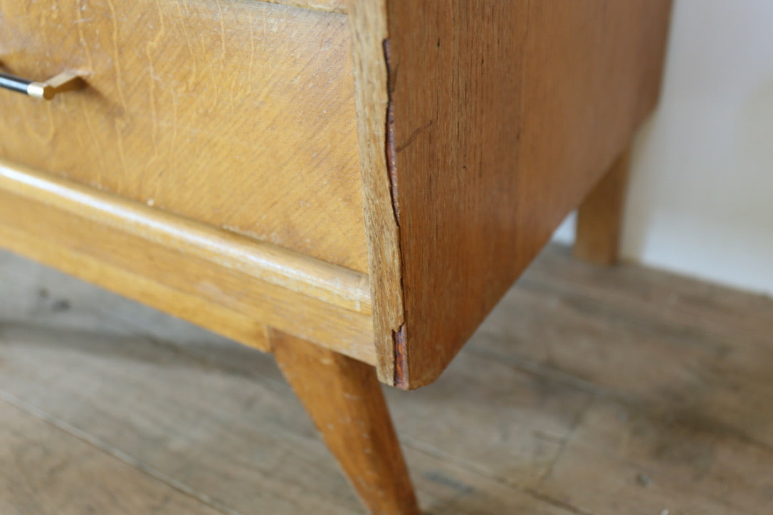 Vintage Chest 202505032