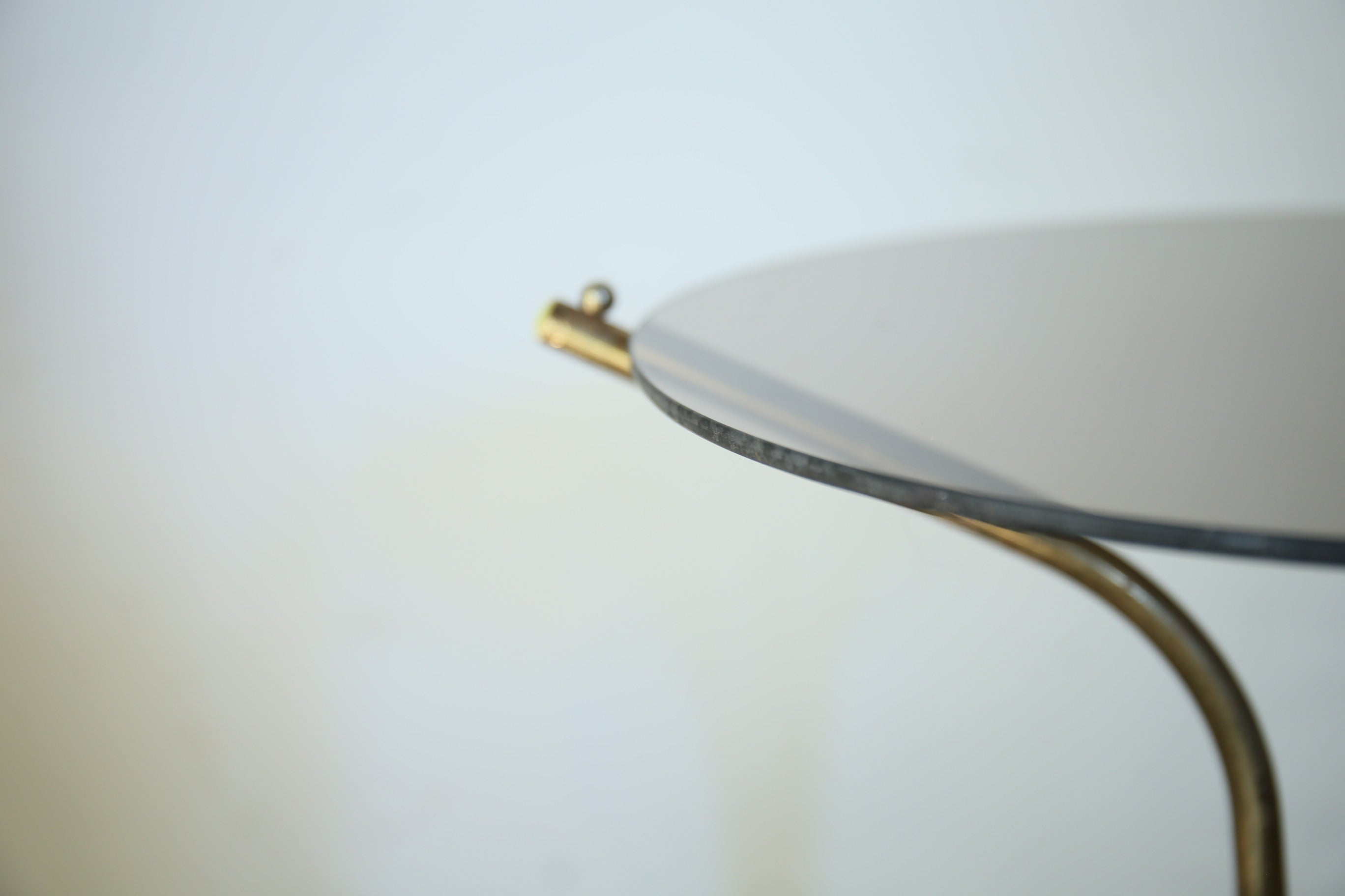 ヴィンテージガラスサイドテーブル – B.vintage