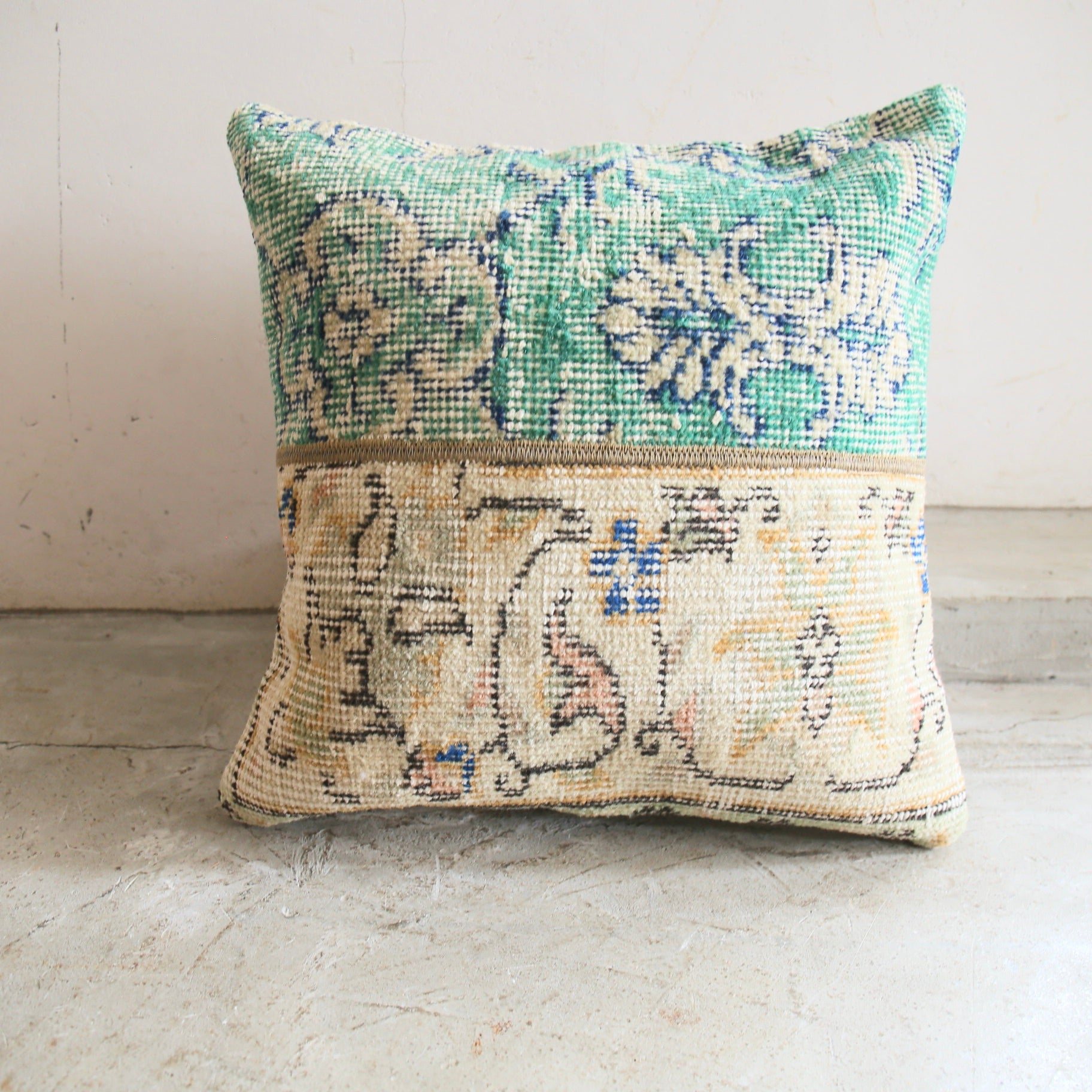 トルコヴィンテージクッションカバー 202602133 – B.vintage
