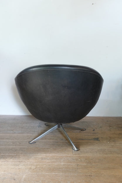 ヴィンテージクラブソファ 202510111