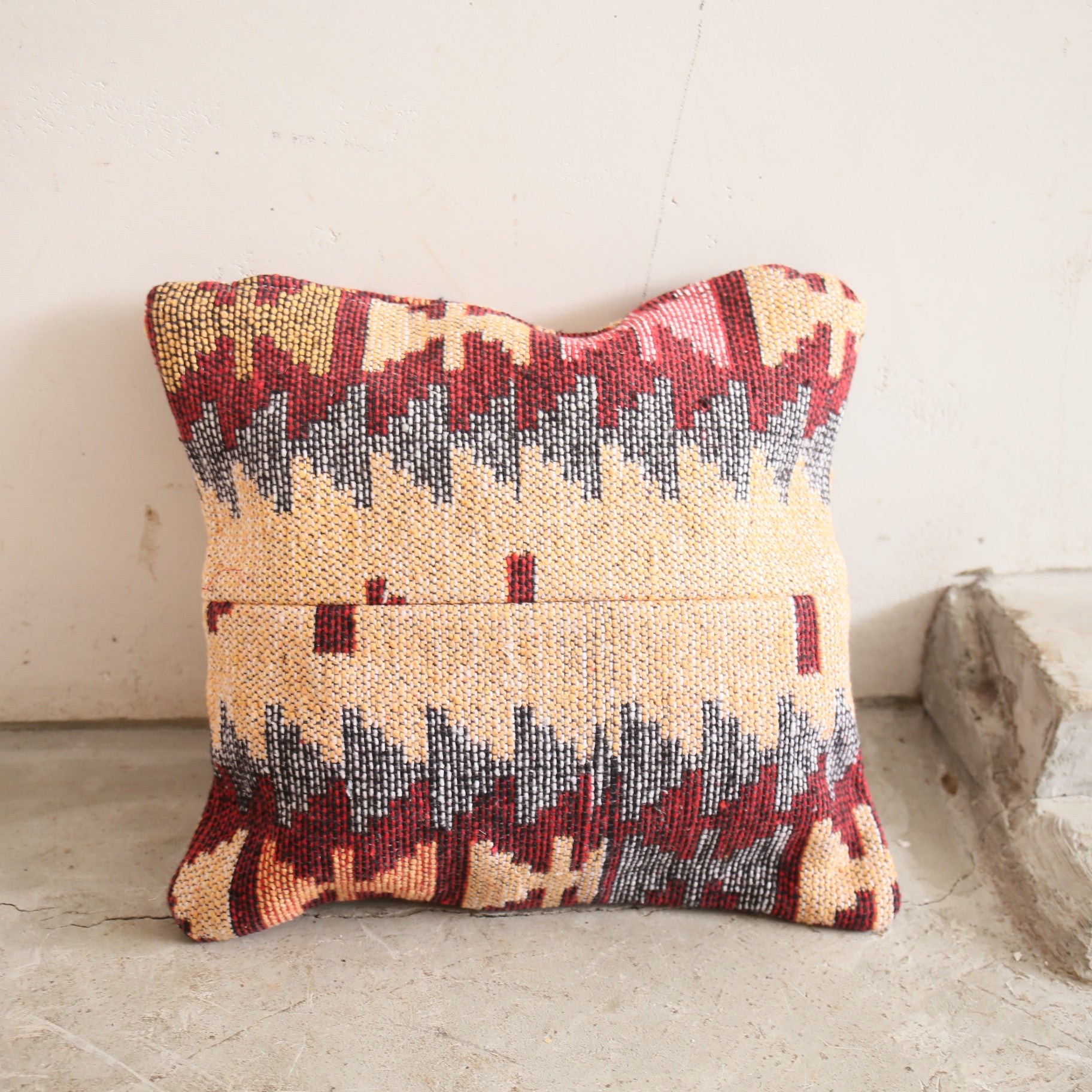 ヴィンテージトルコクッションカバー 202602085 – B.vintage