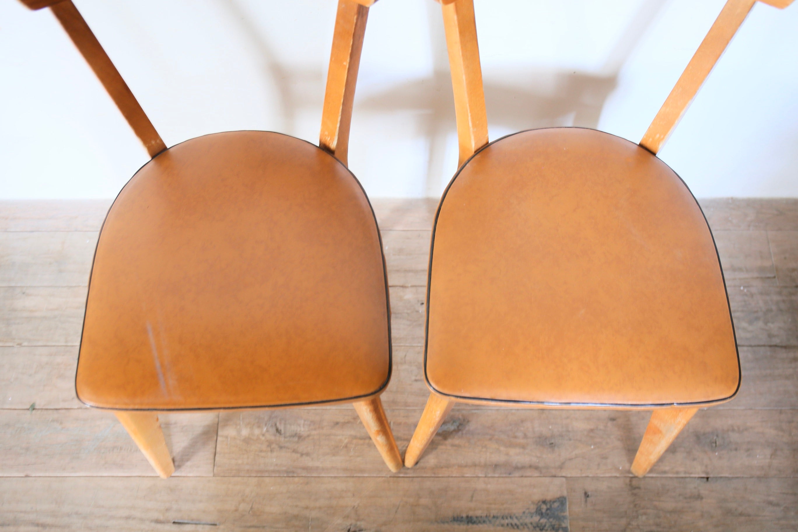 ヴィンテージチェア 202601266 – B.vintage