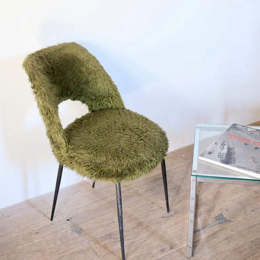 ヴィンテージファーチェア 202603072