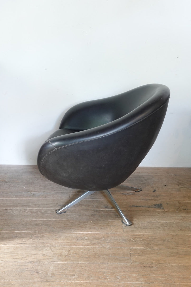 ヴィンテージクラブソファ 202510111