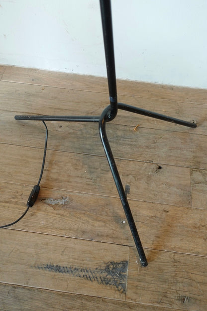 Vintage Enamel Shade Stand Light 202502235