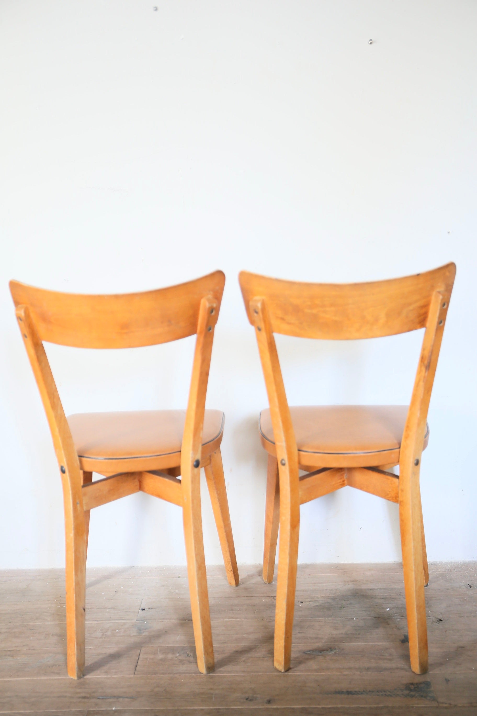 ヴィンテージチェア 202601266 – B.vintage