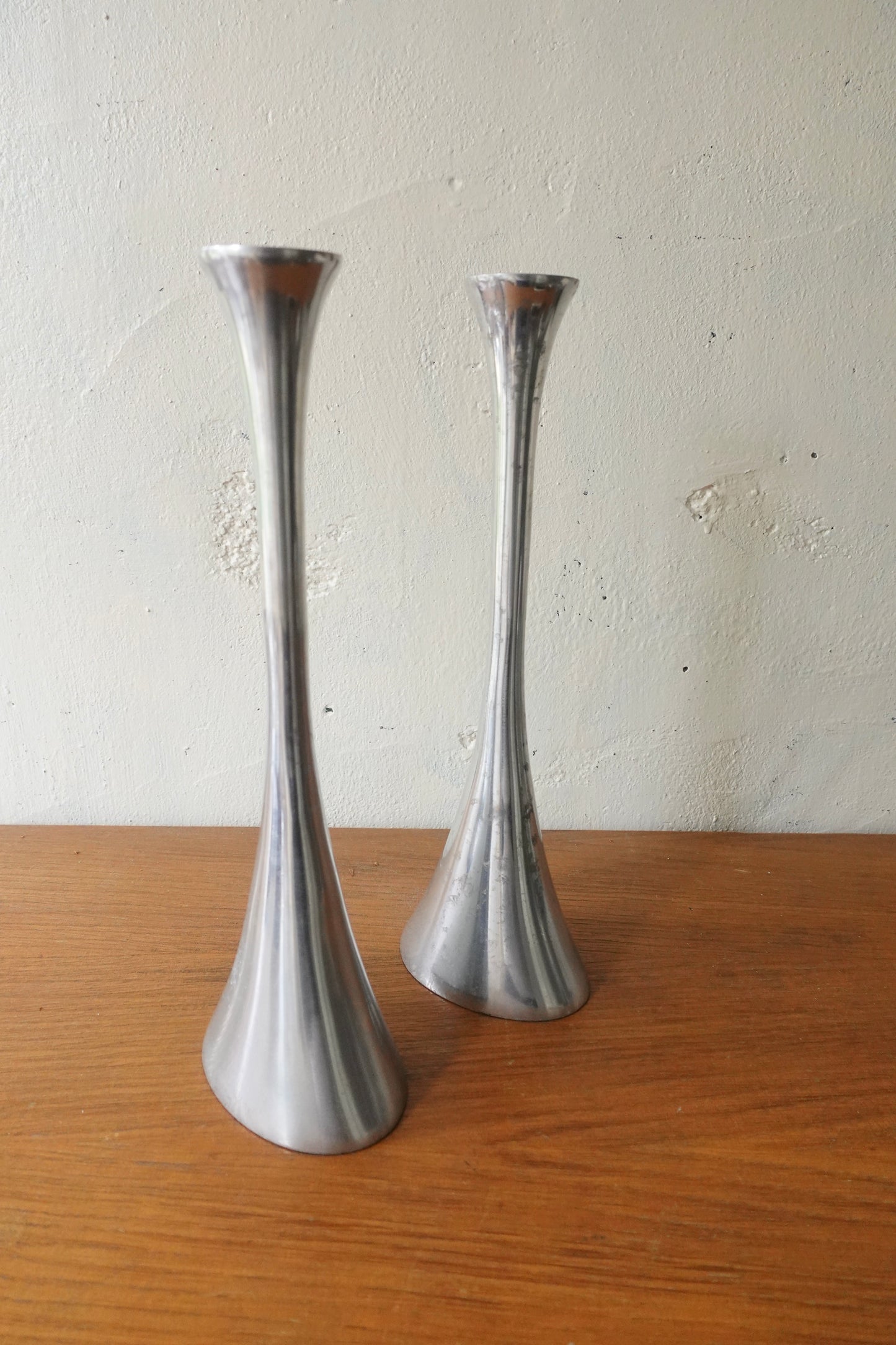 Vintage Candle Holder 2025053013
