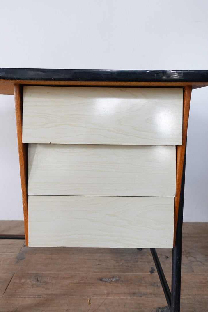 Vintage Desk / Pierre Guariche 202502245