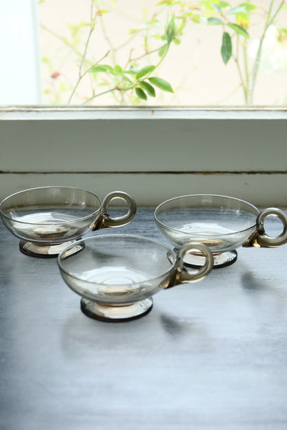 Vintage Glass 202503311