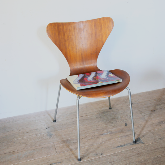 ヴィンテージセブンチェア / フリッツ・ハンセン 202603071