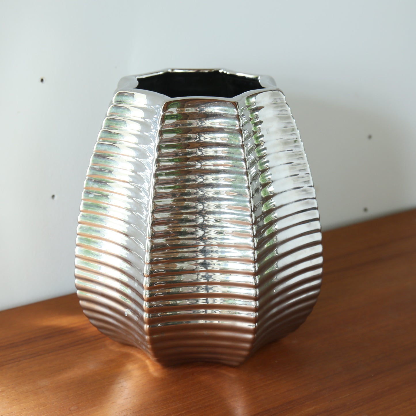 ヴィンテージフラワーベース 202603131